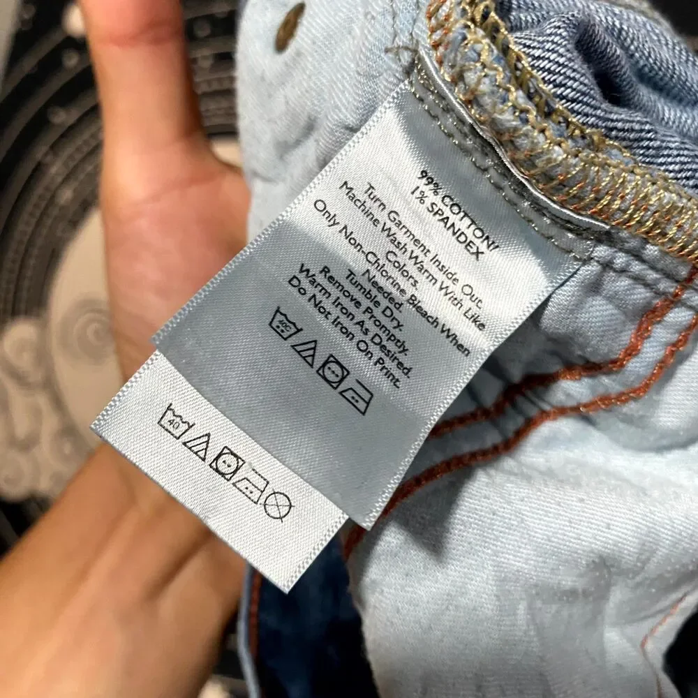 Eddie Bauer Boyfriend Shorts Women's 12 Blue Cotton Denim Cuffed Summer Stretch